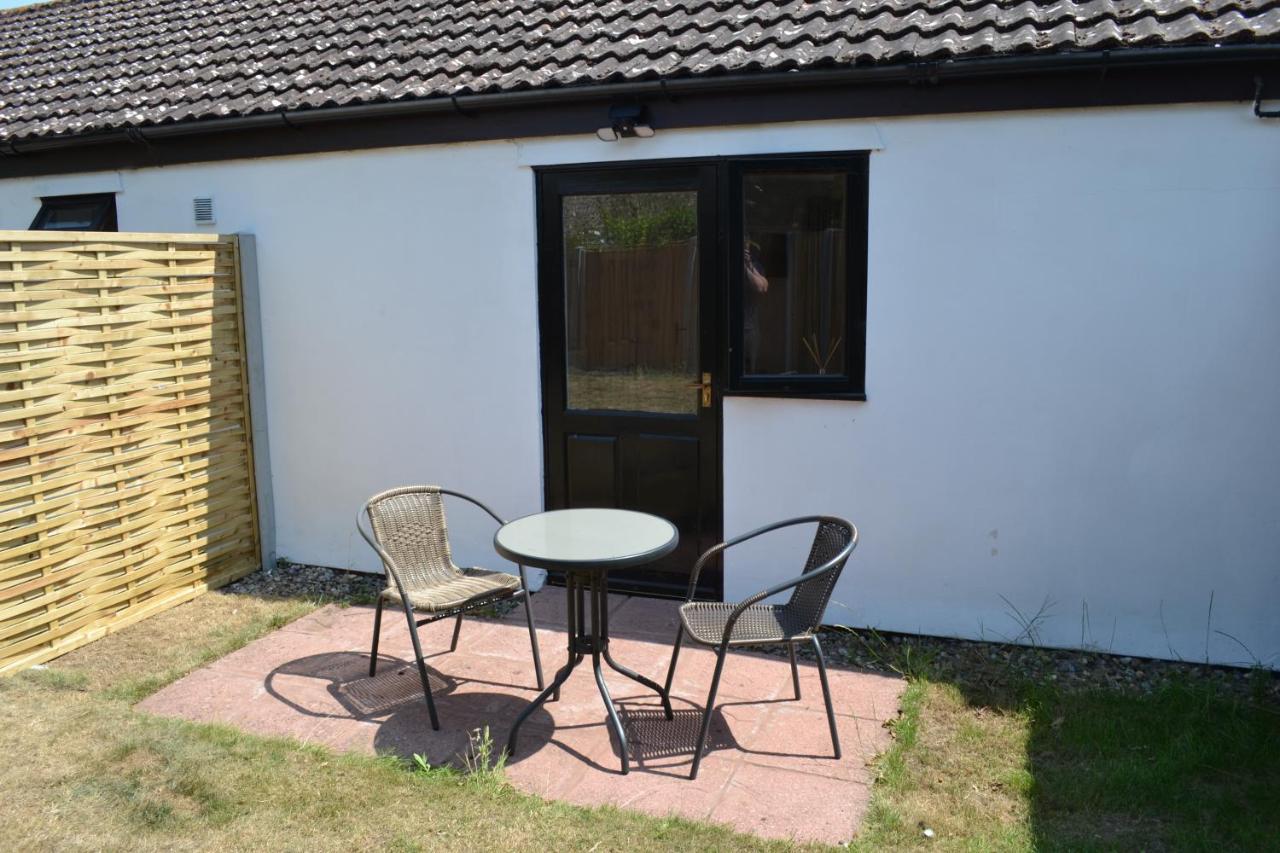 Number 5 - Lytton Tree Lodge, Reydon, Southwold Eksteriør billede