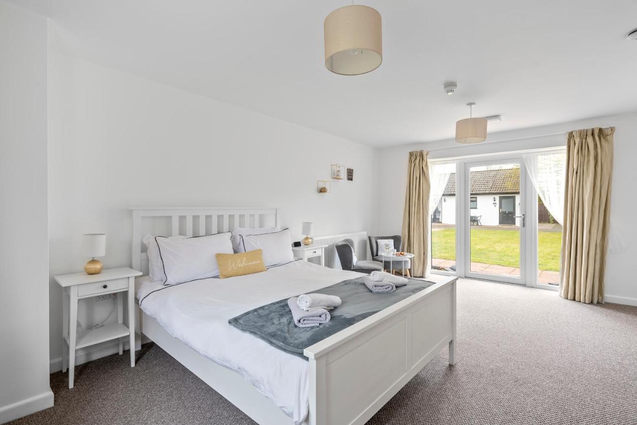 Number 5 - Lytton Tree Lodge, Reydon, Southwold Eksteriør billede