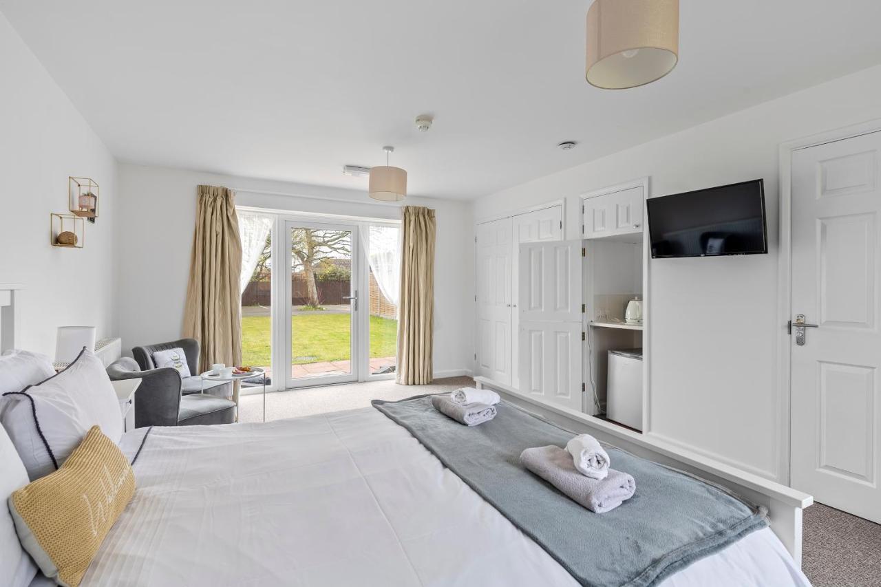 Number 5 - Lytton Tree Lodge, Reydon, Southwold Eksteriør billede